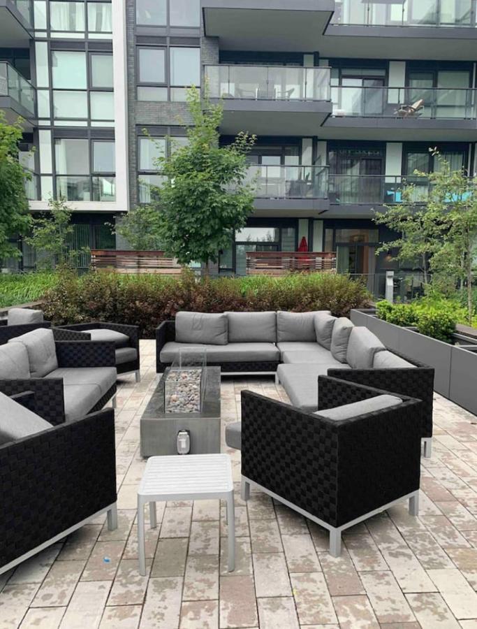 Aquarius 2 Bedroom Condo Friday Harbour Innisfil Экстерьер фото