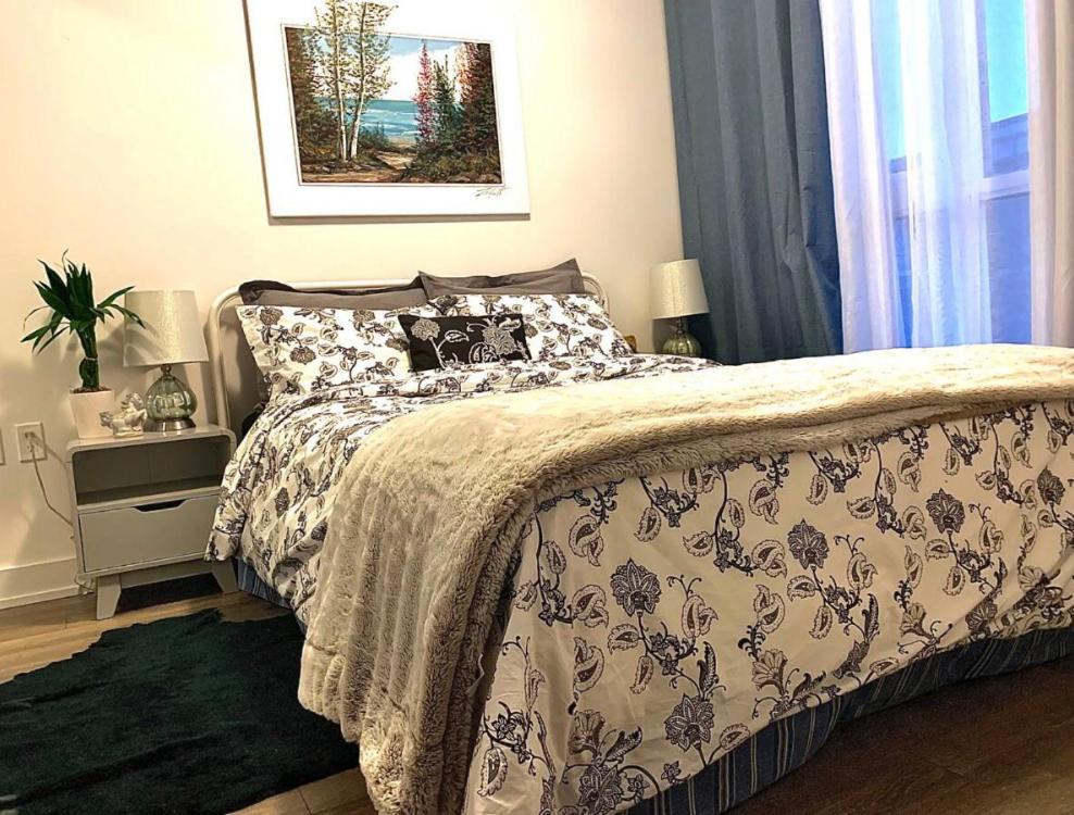 Aquarius 2 Bedroom Condo Friday Harbour Innisfil Экстерьер фото